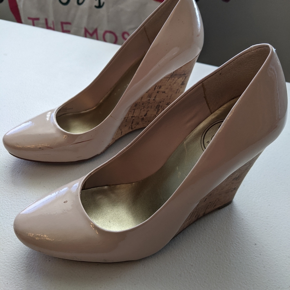 J's by Jessica nude wedges